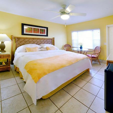 Tropic Seas Resort Lauderdale-by-the-Sea Exterior photo